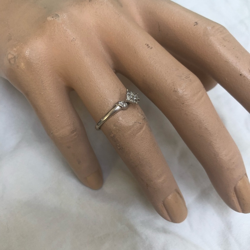 🔴🆑Authentic 💯% Real 14k White Gold Ring With Natural Diamonds🆑🔴 - Picture 3 of 8